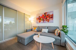 Charming Oasis Close to Airport & Downtown