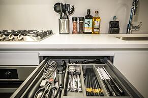 Charming Oasis Close to Airport & Downtown