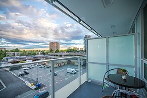 Charming Oasis Close to Airport & Downtown