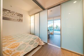 Charming Oasis Close to Airport & Downtown