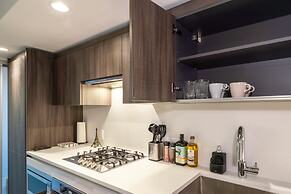 Charming Oasis Close to Airport & Downtown