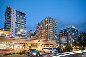 Charming Oasis Close to Airport & Downtown