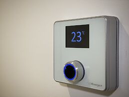 Charming Oasis Close to Airport & Downtown