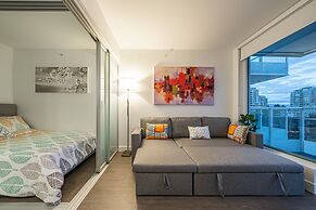 Charming Oasis Close to Airport & Downtown