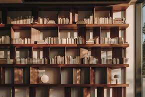 Sabàtic, Sitges, Autograph Collection