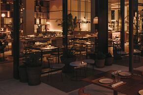 Sabàtic, Sitges, Autograph Collection