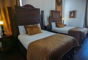 The 1890 Freeman House