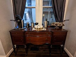 The 1890 Freeman House