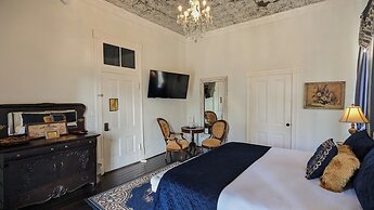 The 1890 Freeman House