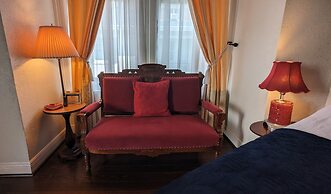 The 1890 Freeman House