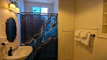 The 1890 Freeman House