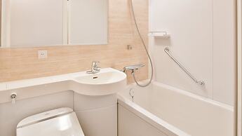 REF Kansai Airport by VESSEL HOTELS