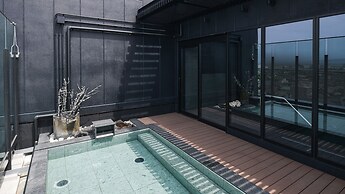 REF Kansai Airport by VESSEL HOTELS