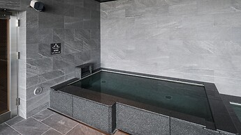 REF Kansai Airport by VESSEL HOTELS