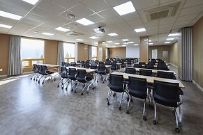 BAEKHAK JAYURO RESORT