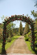 BAEKHAK JAYURO RESORT