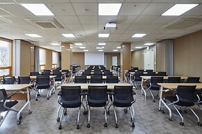 BAEKHAK JAYURO RESORT