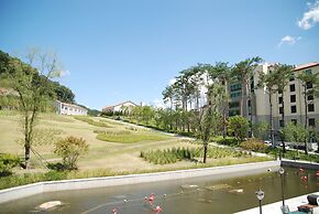 BAEKHAK JAYURO RESORT