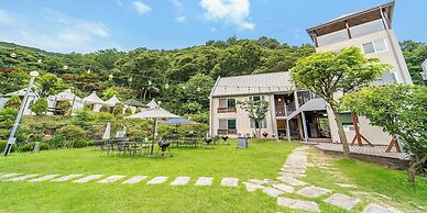 Gapyeong Dukehouse Kids Gajok Pension