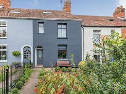 7 Severn Terrace