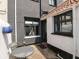 7 Severn Terrace