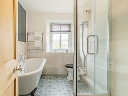 7 Severn Terrace
