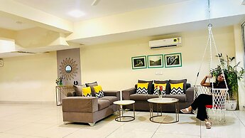 BluO Studio 2 GolfCourseRoadGymBalcony