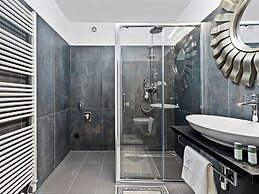 SKY9 Apartments - Homes & Villas