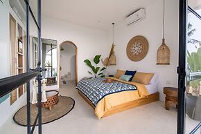 NEW ! Stunning 4BR Jungle View Villa in Lovina