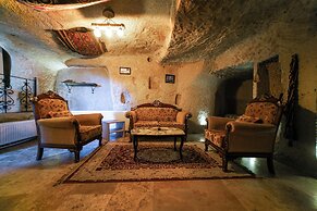 Azalea Terrace Cave Hotel