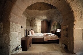 Azalea Terrace Cave Hotel
