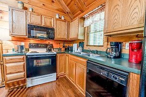 Bean Pot 1 Bedroom Cabin by RedAwning