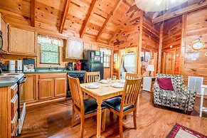 Bean Pot 1 Bedroom Cabin by RedAwning