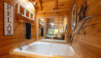 Bean Pot 1 Bedroom Cabin by RedAwning