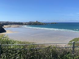 Stunning Cliff Edge Apartment in Newquay