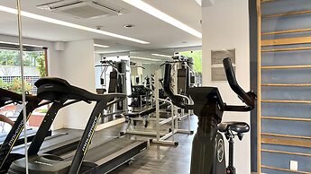 ADB - Royal Brooklin By Anora Spaces