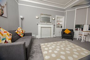Bonhill Getaway