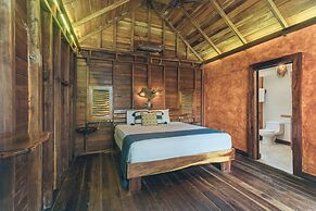 Embajada Universal By La Eufemia Group