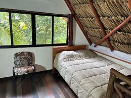 Embajada Universal By La Eufemia Group