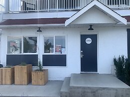 Kettle Valley Beach Resort