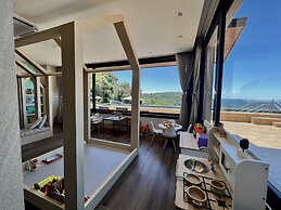 Château Laghetto Collection