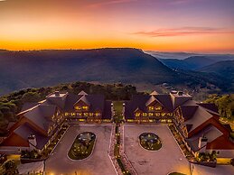 Château Laghetto Collection