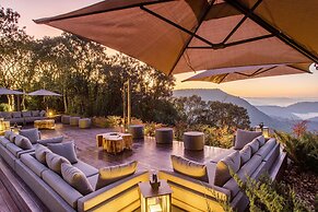 Château Laghetto Collection