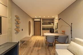 Château Laghetto Collection