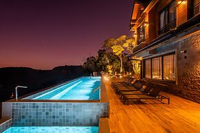 Château Laghetto Collection