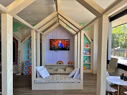 Château Laghetto Collection