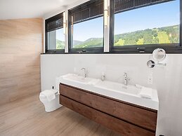 Vantage Point Condo 502