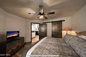 Vantage Point Condo 502