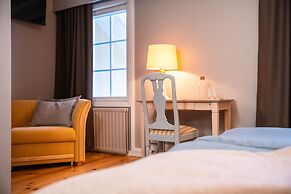 House of Northern Senses