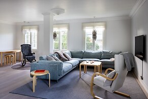 House of Northern Senses